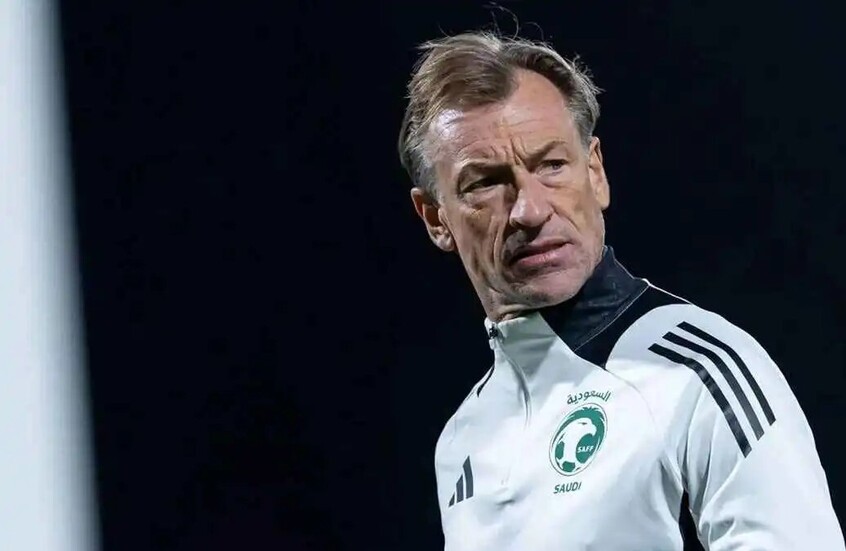 رسميا.. مدرب يوناني لقيادة المنتخب السعودي خلفا لرينارد (صورة)