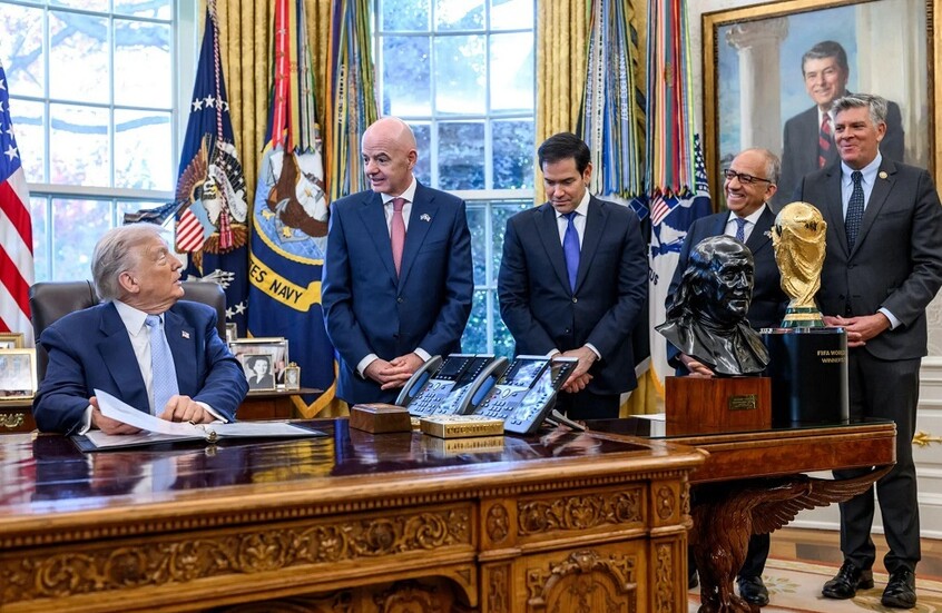 وزير الخارجية الأمريكي يضع شرطا على مشاركة إيران في كأس العالم