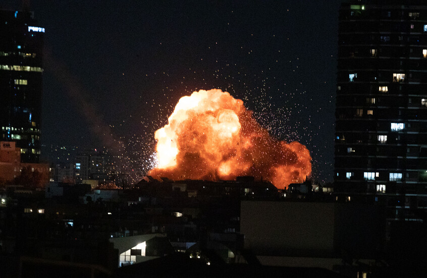 القناة 12 الإسرائيلية: حالة تأهب قصوى والمنطقة تترقب انهيار الهدنة القصيرة واستئناف الحرب على إيران