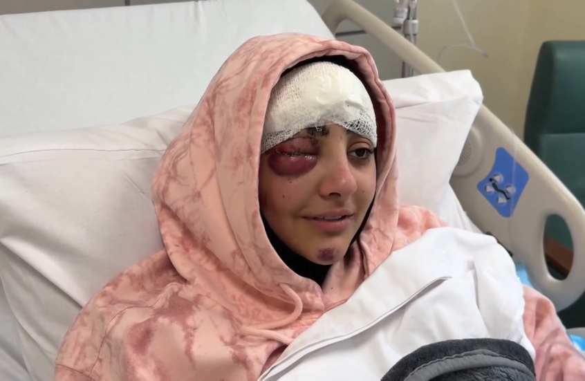 صحفية لبنانية مصابة تروي تفاصيل الضربة الإسرائيلية التي أودت بحياة زميلتها آمال خليل