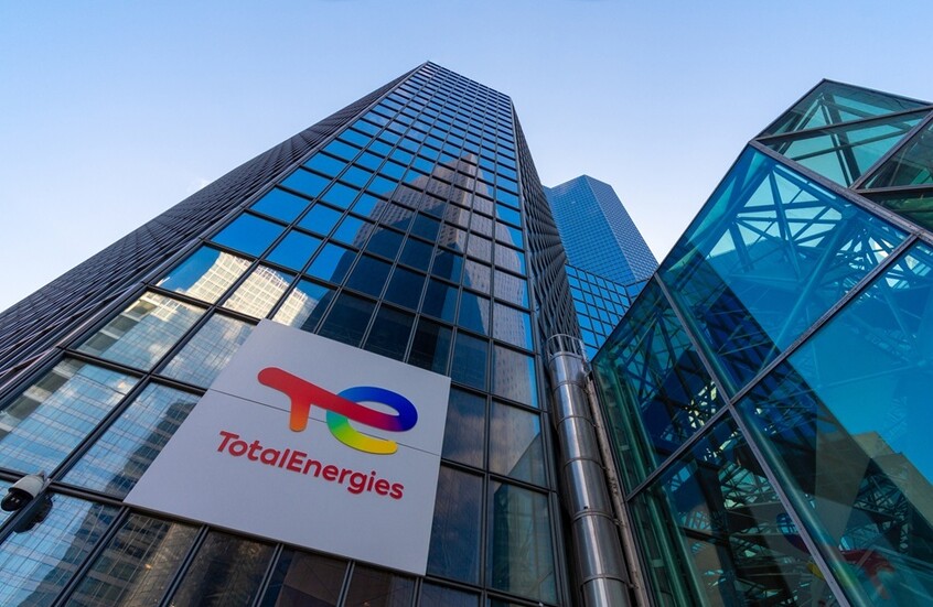 "توتال إنرجيز" تحذر: بقاء 20% من احتياطيات النفط والغاز في مضيق هرمز سيؤدي إلى "عواقب وخيمة"