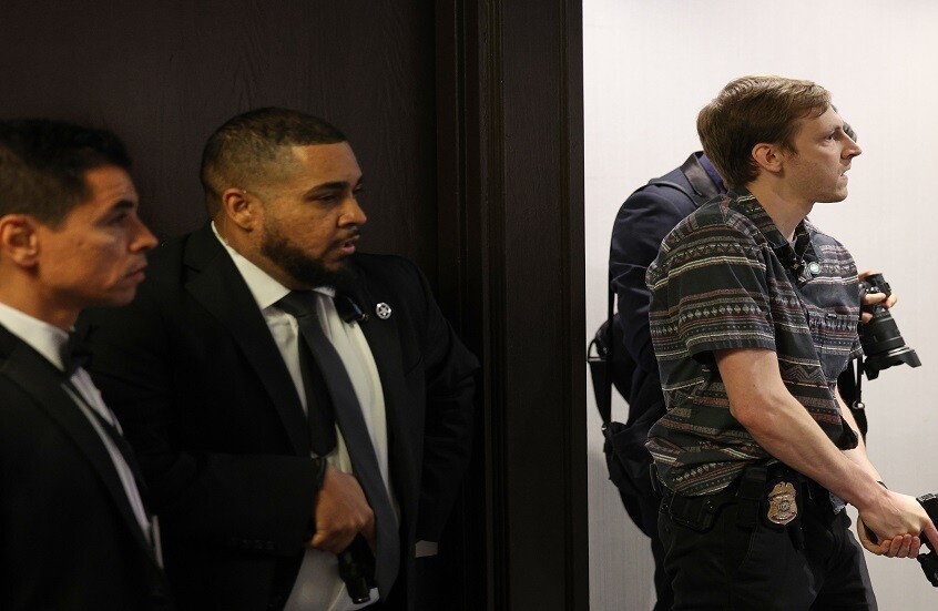 تداول صورة لمن يزعم أنه مطلق النار في محيط ترامب