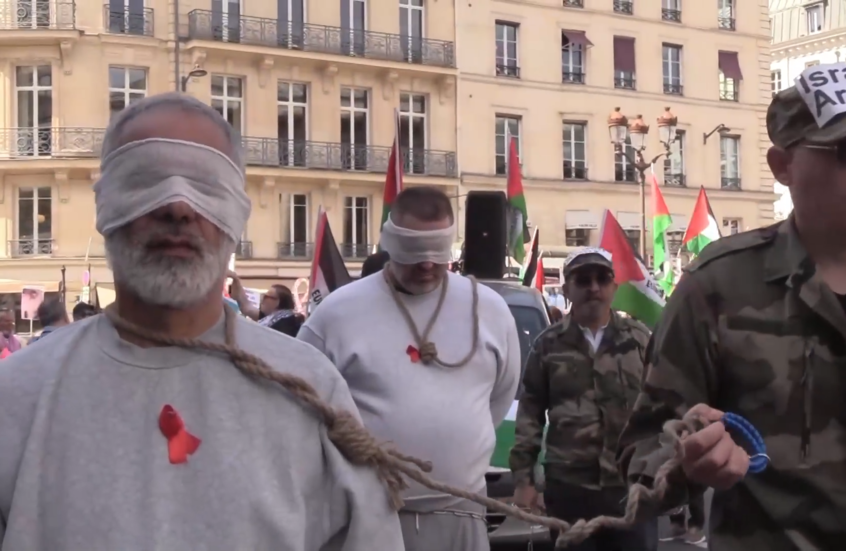 شاهد.. مظاهرات في العاصمة الفرنسية تنديدا بقانون الكنيست الجديد لإعدام المدانين بـ"الإرهاب"