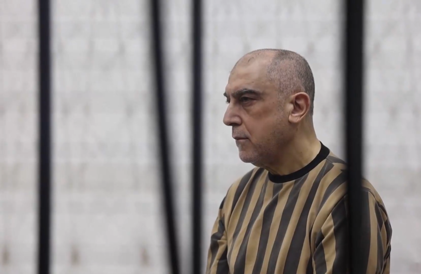 مشاهد من محاكمة علنية لعاطف نجيب ابن خالة بشار الأسد في دمشق