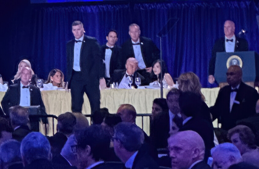 أحداث إطلاق النار في عشاء البيت الأبيض.. تفاصيل دقائق الرعب في فندق "هيلتون"