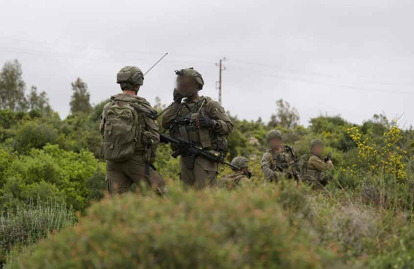 إصابة 4 جنود بينهم حالة خطيرة في حادثة بقاعدة عسكرية جنوب إسرائيل