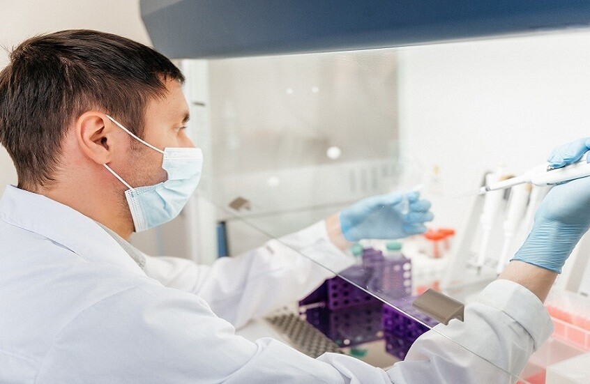 نظام روسي مبتكر للعثور على الأورام وتدمير الخلايا السرطانية