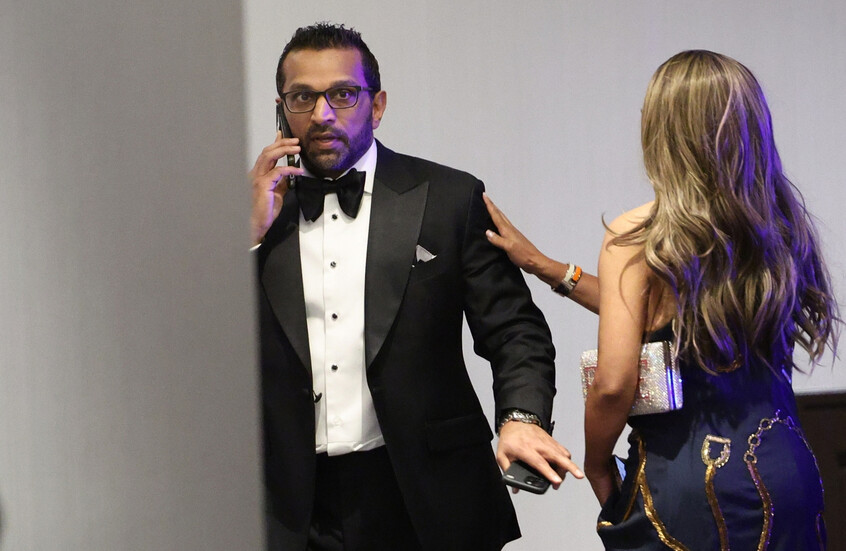 لغز الاستثناء.. لماذا رفض مسلح عشاء مراسلي البيت الأبيض استهداف مدير الـFBI؟