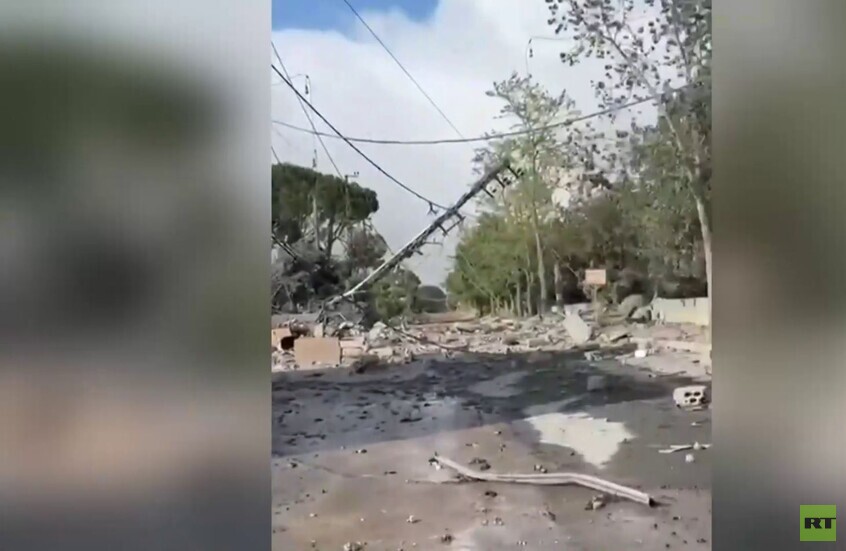 جنوب لبنان.. آثار الغارات الإسرائيلية على مدخل زوطر الشرقية