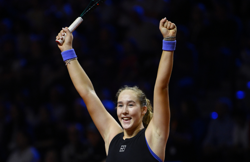 أندرييفا تصعد إلى نصف نهائي بطولة مدريد للتنس