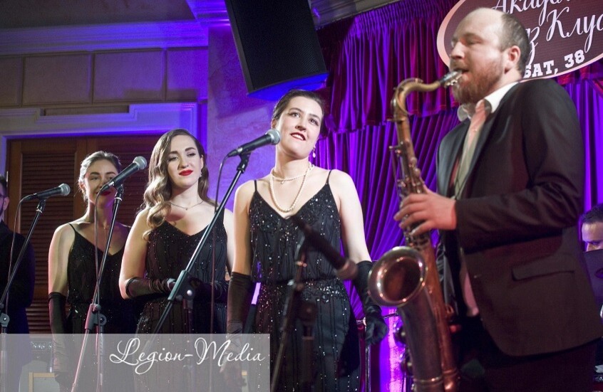 دراسة موسعة تكشف تراجع تعقيد الموسيقى الكلاسيكية والجاز واقترابها من بنية البوب