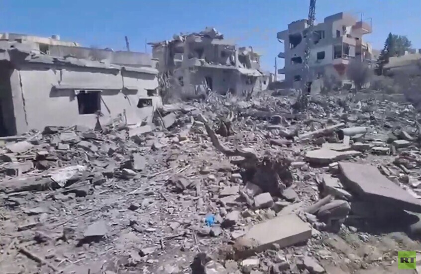 جنوب لبنان.. آثار الدمار الذي لحق ببلدة جبشيت نتيجة غارة إسرائيلية