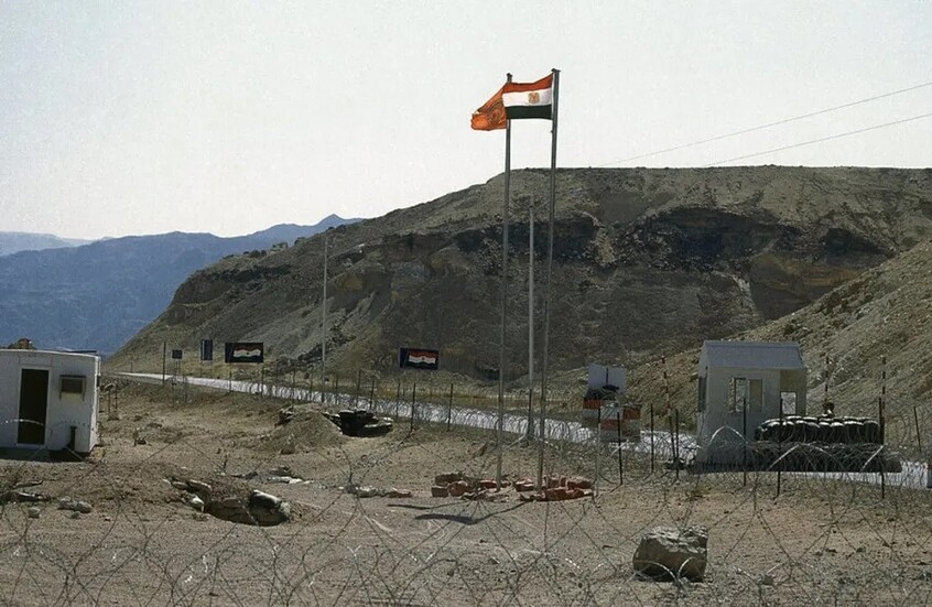 تل أبيب تعلم والإعلام متفاجئ.. خبير يتحدث لـRT عن تحركات الجيش المصري في سيناء