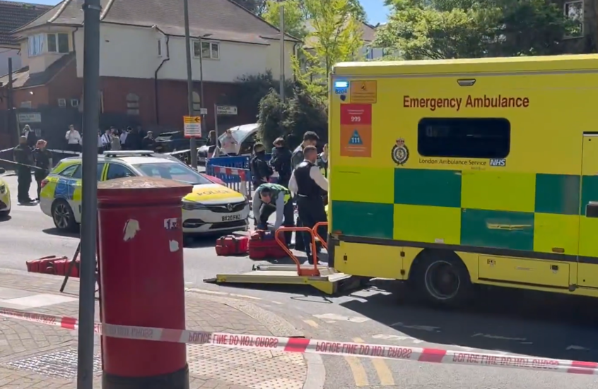 إصابة شخصين بجروح في عملية طعن استهدف حيا يهوديا بلندن (فيديو)