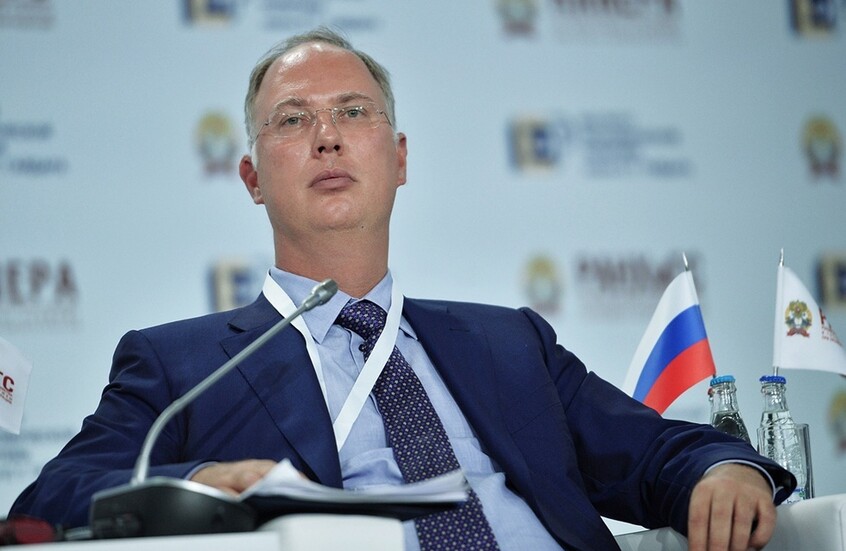 دميترييف: النزاع في الشرق الأوسط يعزز موقف روسيا ويضعف الغرب