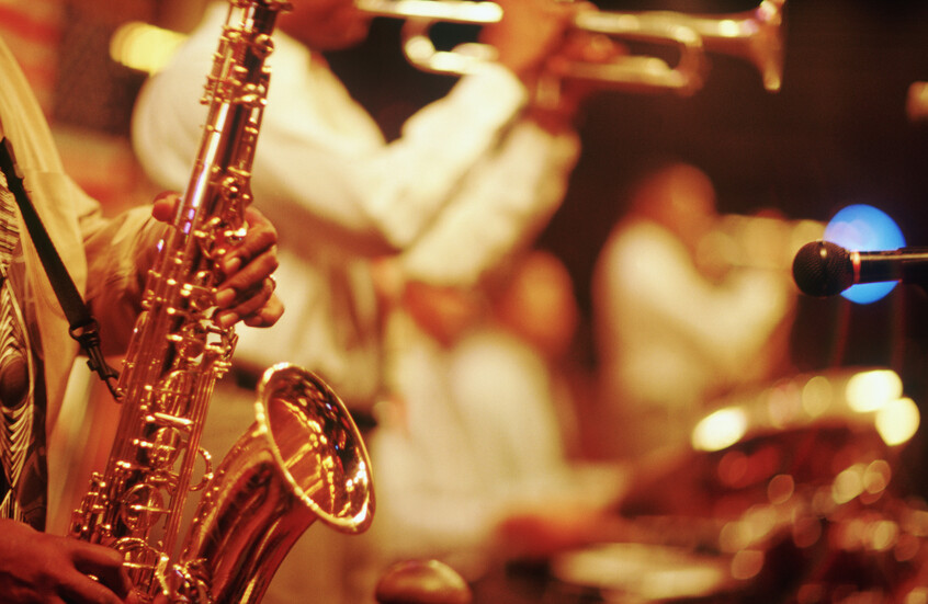 دراسة موسعة تكشف تراجع تعقيد الموسيقى الكلاسيكية والجاز واقترابها من بنية البوب