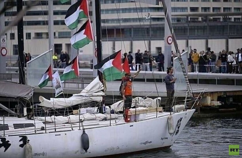 الخارجية الإسرائيلية: الجيش سيطر على 20 قاربا من أسطول الحرية وعثر على "مخدرات وواقيات ذكرية"