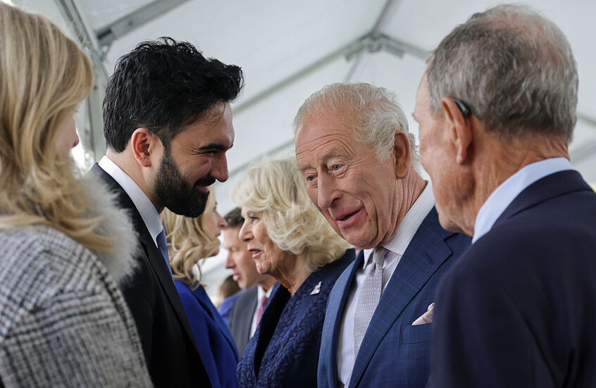 عمدة نيويورك يطالب الملك تشارلز بإعادة جوهرة تابعة للهند