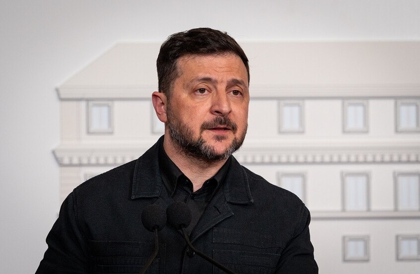 زيلينسكي يسارع لاستيضاح اقتراح روسيا بشأن "هدنة عيد النصر"