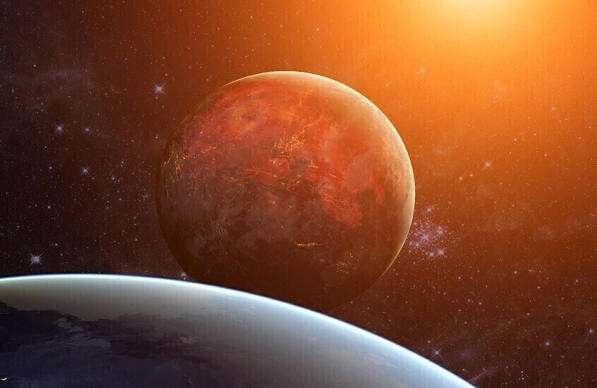 عالم فلك يكتشف طريقا مختصرا إلى المريخ!