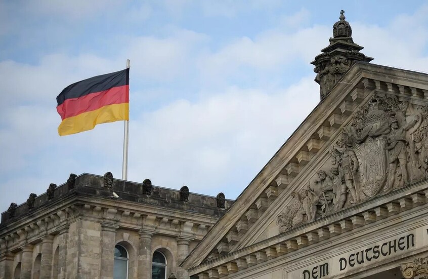 خلاف حاد بين ميرتس وقيادة الحزب الديمقراطي الاجتماعي واتهامات بـ"الاندفاع المفرط"