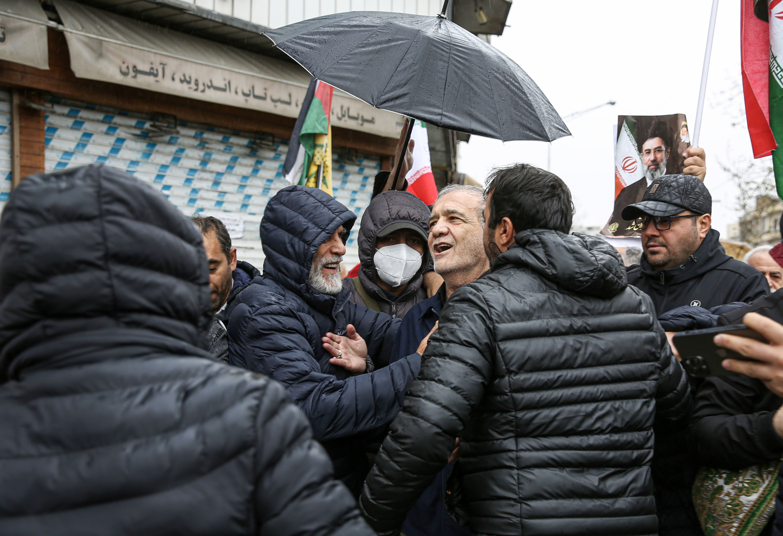 مكتب الرئيس الإيراني: طهران تؤكد ثبات موقفها وترفض شروط إنهاء الحرب