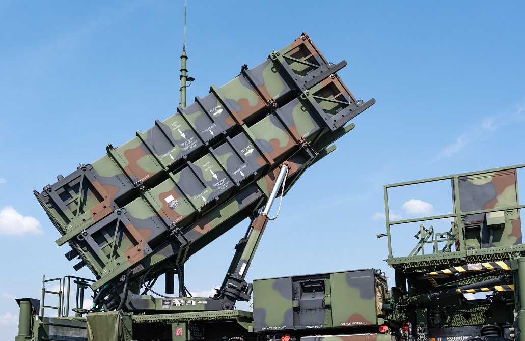 استخباراتي أمريكي سابق يقيم مخزون صواريخ الدفاع الجوي لبلاده في النزاع مع إيران