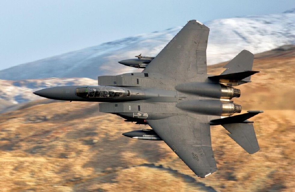 CBS: الطائرة المقاتلة الأمريكية التي أسقطت في إيران كانت من طراز F-15E