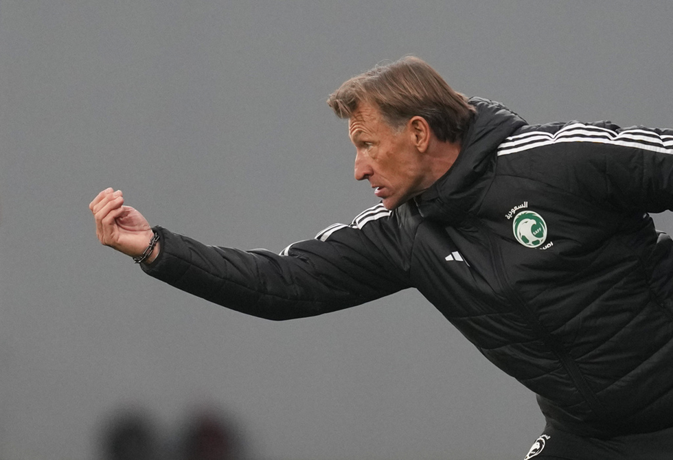 ما حقيقة رحيل رينارد عن منتخب السعودية قبل مونديال 2026؟