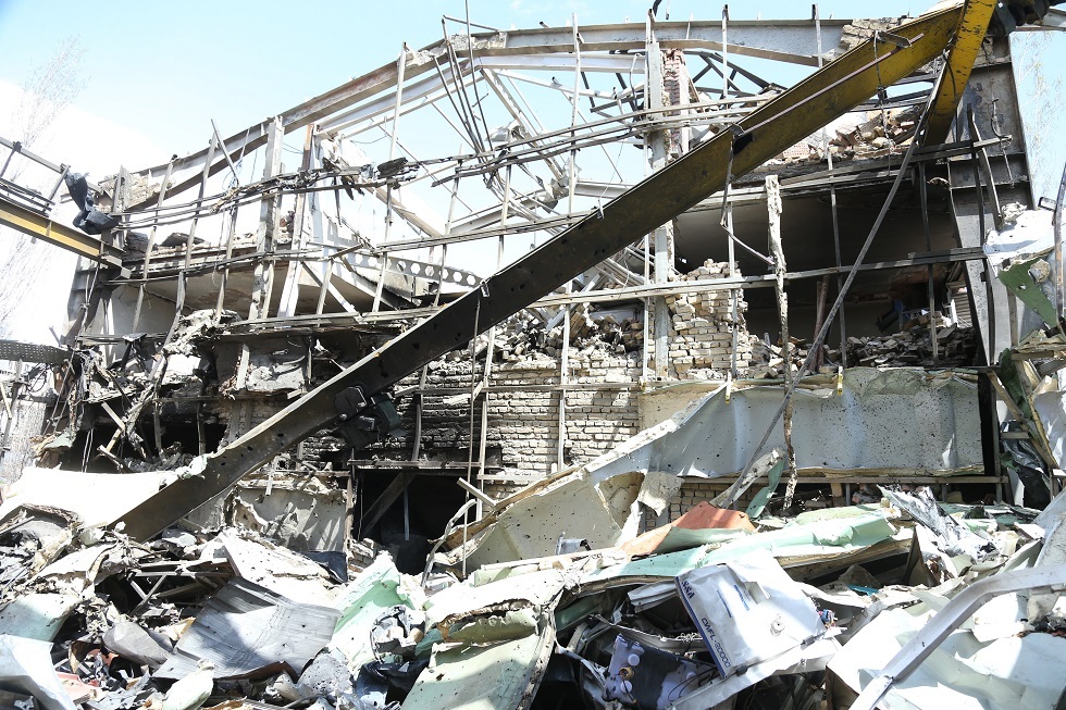 هجمات أمريكية إسرائيلية على محطة غاز ومنطقة سكنية في طهران (فيديو)