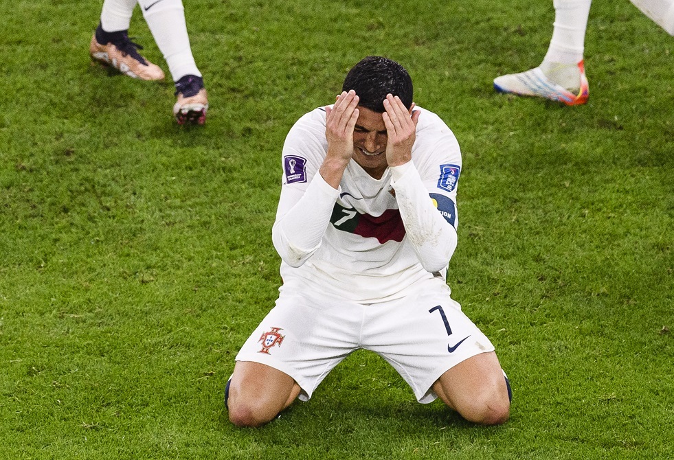 وزير الرياضة الكونغولي يتوعد الأسطورة رونالدو بـ"البكاء" في كأس العالم