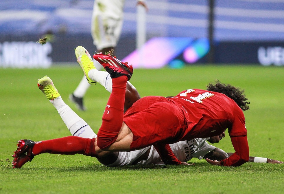 أعلى من راتب صلاح بكثير.. ليفربول يجهز عرضا مغريا لضم جناح "طائر"