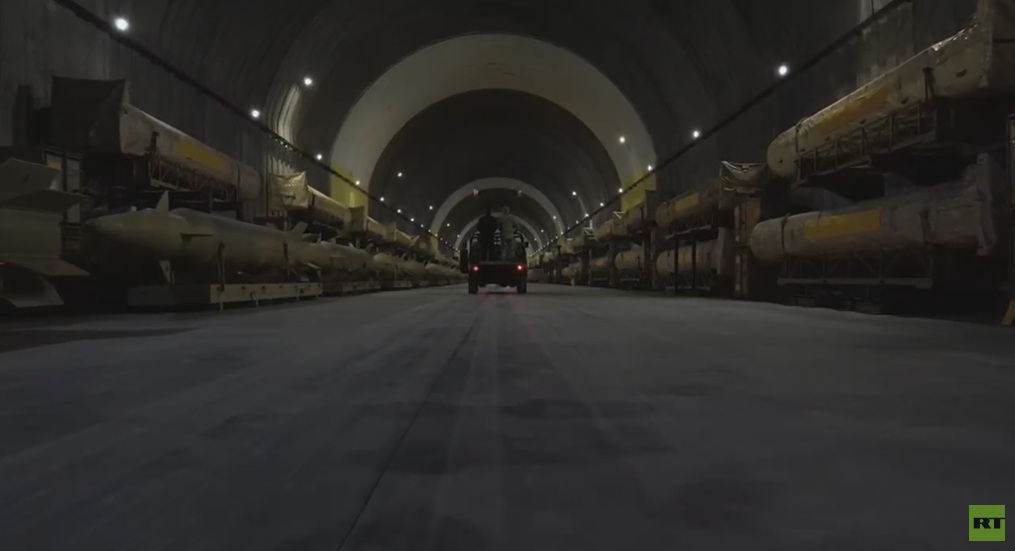 "كاريش".. استخبارات الحرس الثوري الإيراني تهدد بعملية ستثير سخط قادة المنطقة على "المجنون" ترامب