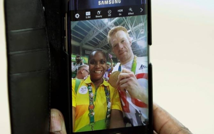 حل "أزمة الهواتف".. الأولمبيون الروس يتسلمون أجهزة خاصة