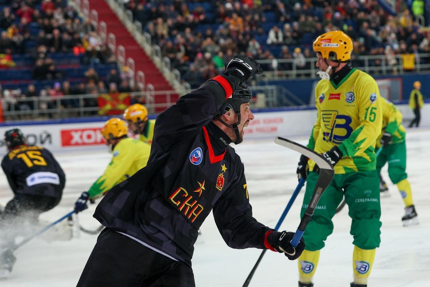 تهديدات للاعبي فنلندا بسبب لعبهما في روسيا