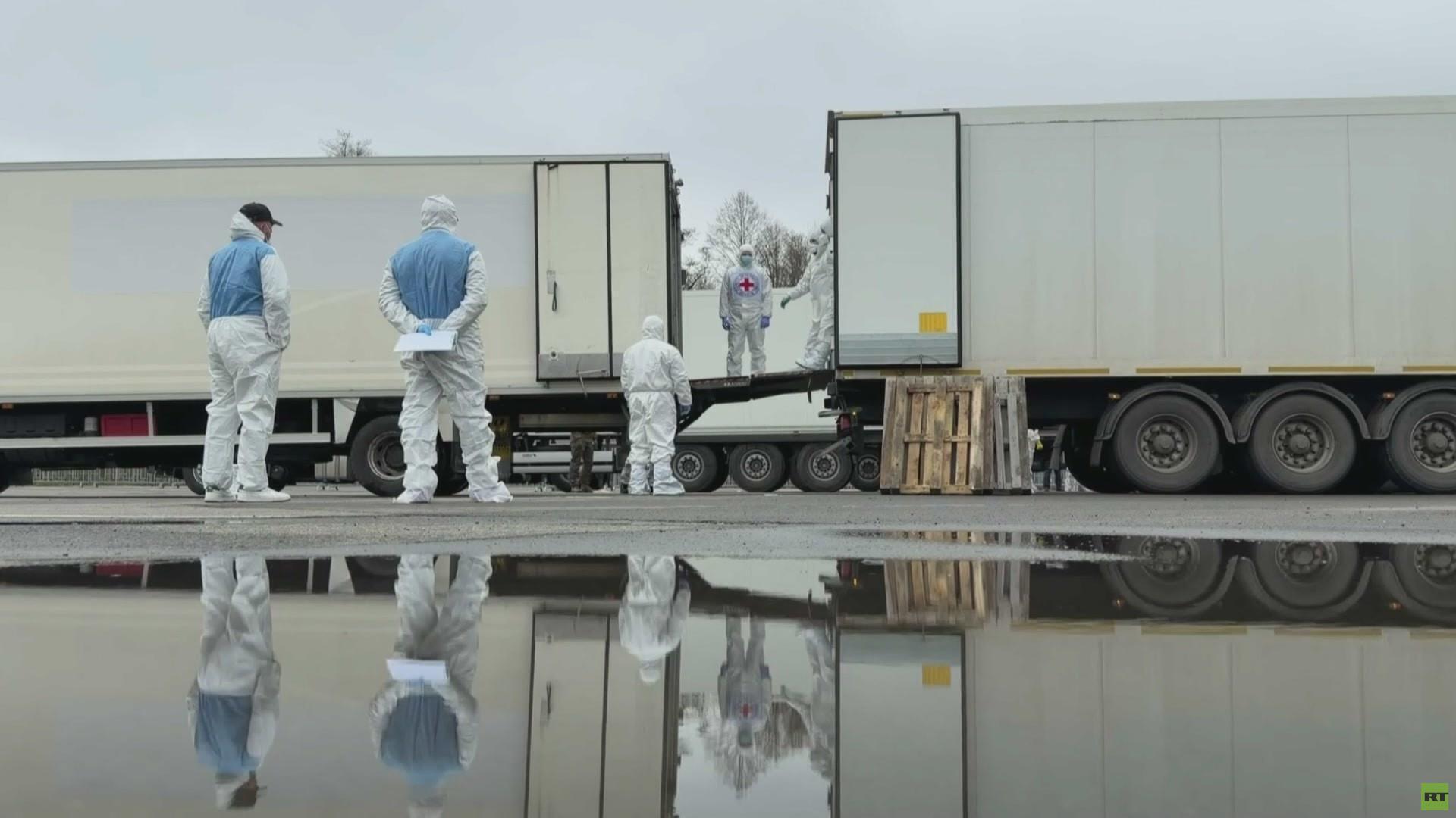 روسيا تسلم أوكرانيا 1000 جثة لعسكريين قتلى من القوات المسلحة الأوكرانية (فيديو)