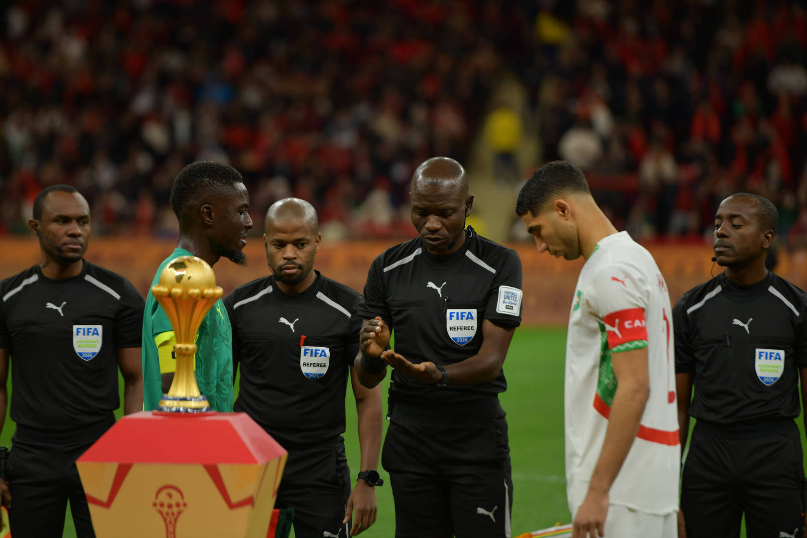 قرار من الفيفا يثير الجدل حول نهائي المغرب والسنغال