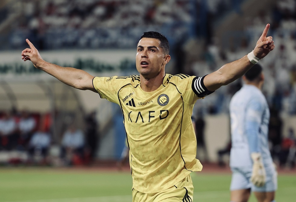 شاهد.. هدف رونالدو في مرمى الأخدود يقربه من رقم فريد