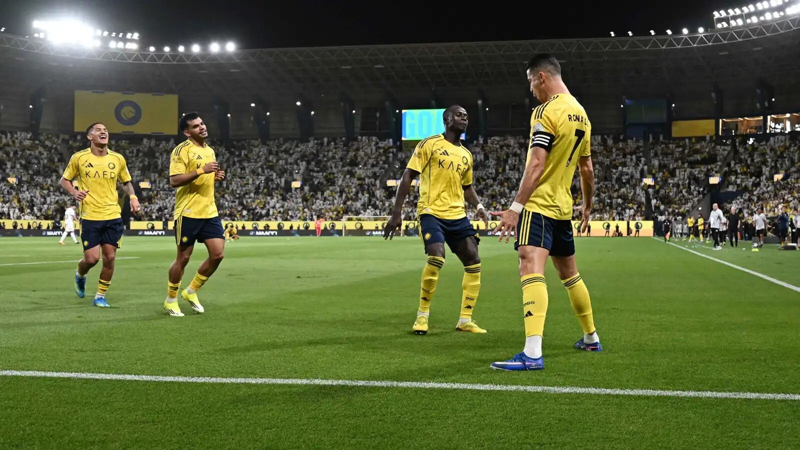 الصراع مع الهلال والأهلي لم ينته.. تصريحات مثيرة لكريستيانو رونالدو (فيديو)