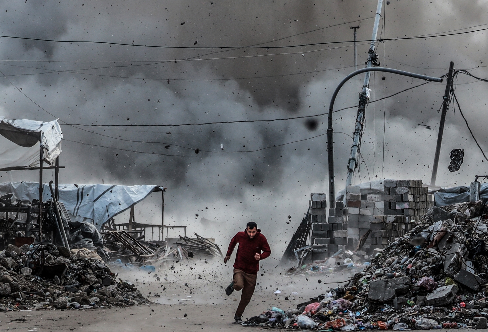 ما الذي يحدث في غزة وإلى أين تتجه الأمور؟ قراءة إسرائيلة للتطورات