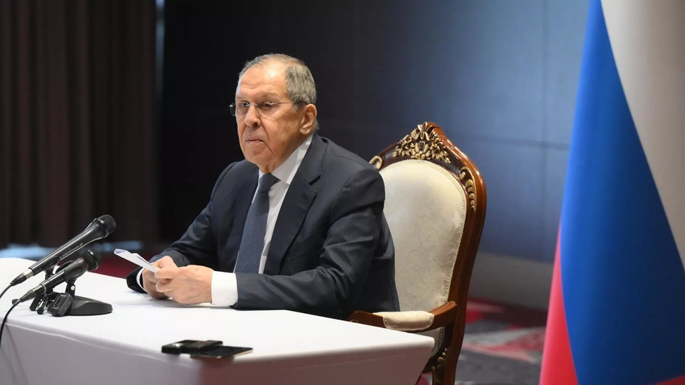 لافروف: روسيا مستعدة لبناء علاقات مع الحكومة الهنغارية الجديدة وفقا لفهمها لمصالحها الوطنية