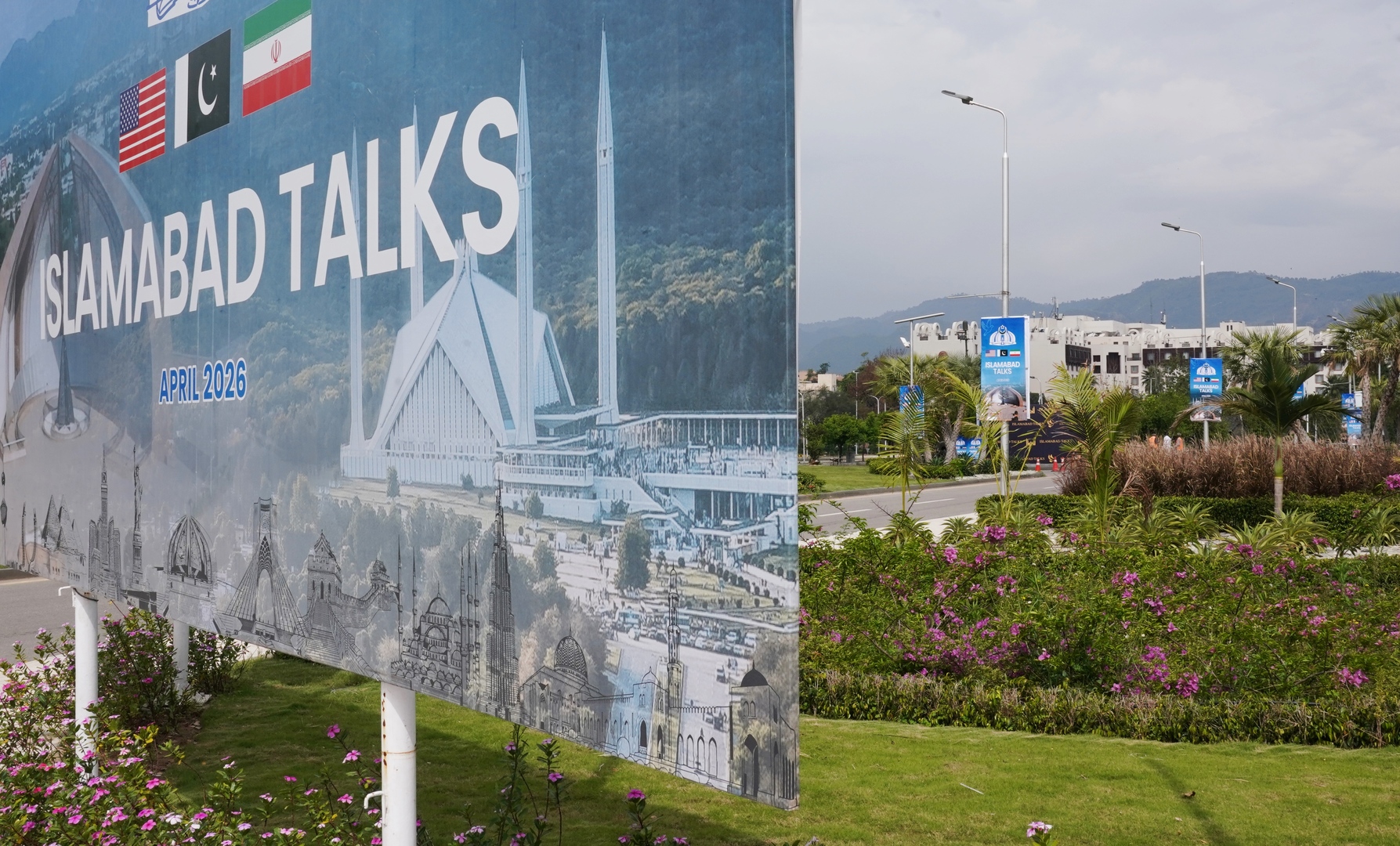 مسؤول أمريكي: واشنطن وطهران لا تزالان تعملان على التوصل إلى اتفاق