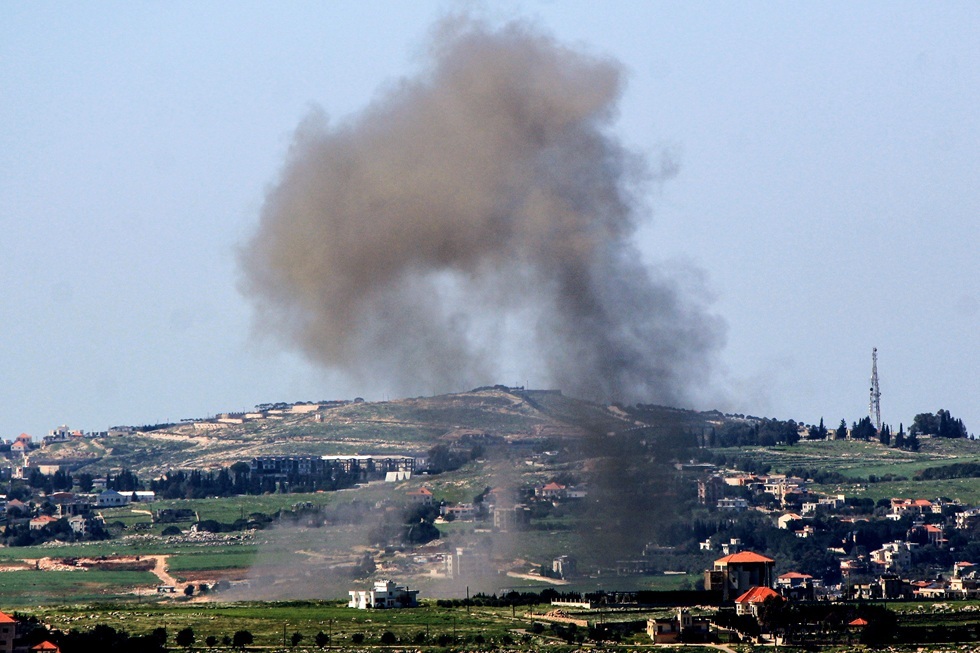 الجيش الإسرائيلي يعلن استهداف 150 موقعا في لبنان و34 قتيلا في الغارات على الجنوب