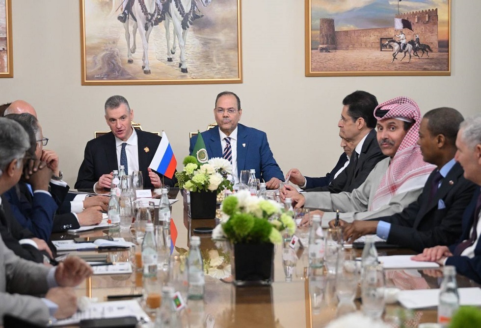 سلوتسكي يناقش مع سفراء عرب في موسكو الأوضاع حول إيران ووقف التصعيد في الخليج