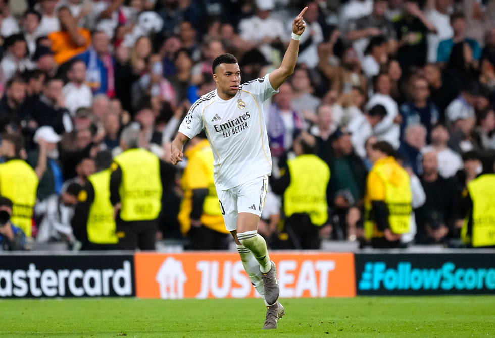 ريال مدريد يضم مبابي لقائمة الفريق لمواجهة بايرن ميونخ