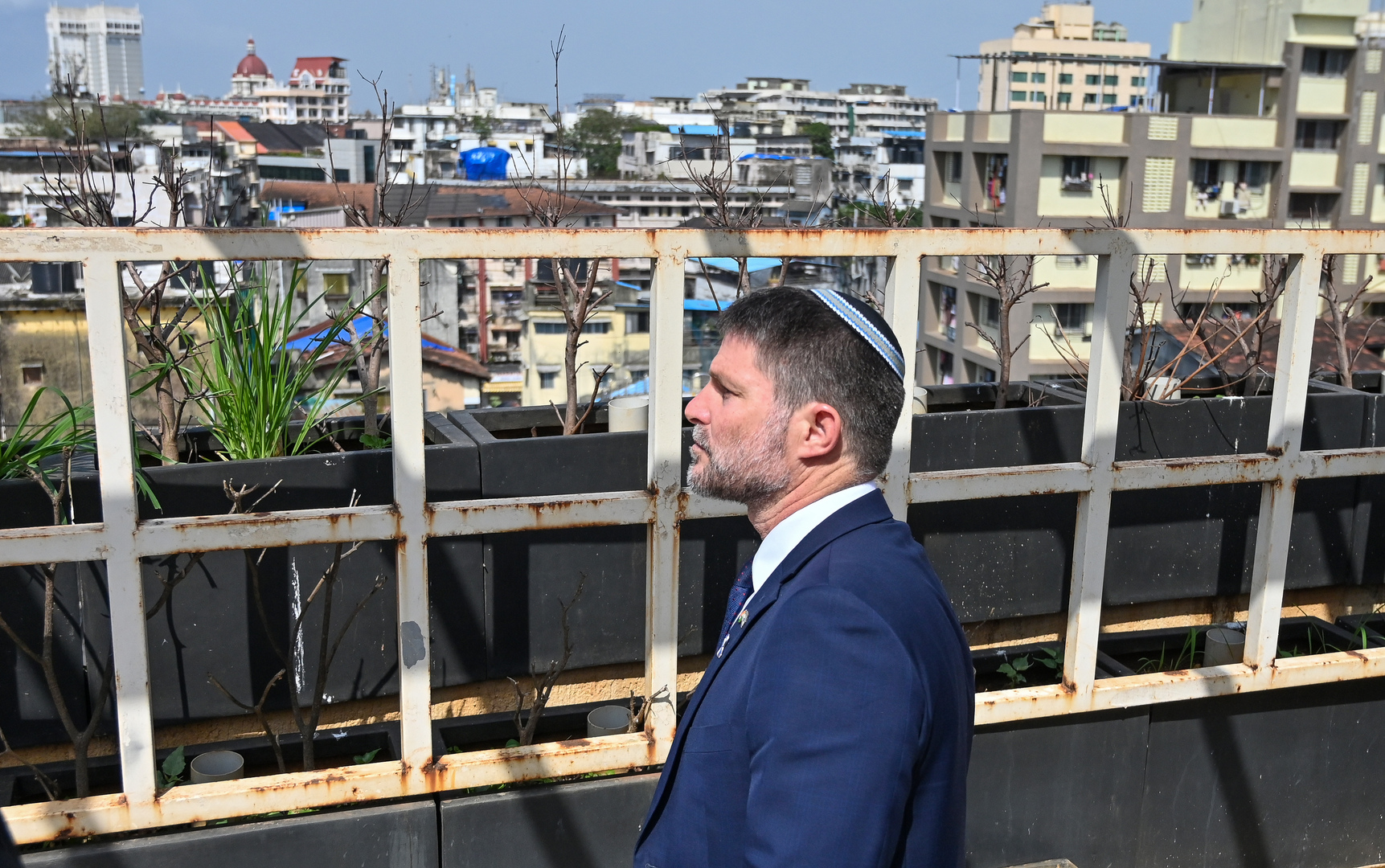 هجوم عنيف من سموتريتش على ميرتس: عليك أن تخفض رأسك وتعتذر ألف مرة باسم ألمانيا