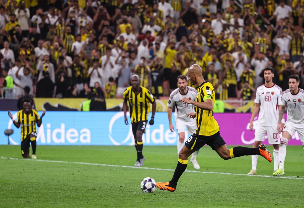 هدف "قاتل" يقود الاتحاد السعودي إلى ربع نهائي دوري أبطال آسيا للنخبة
