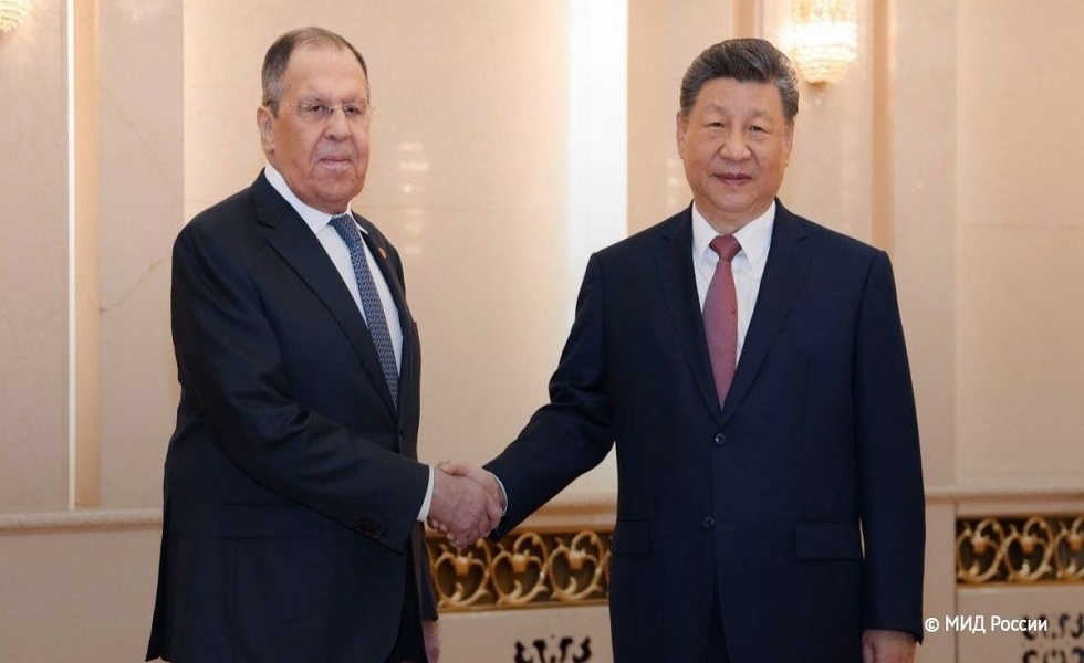 لافروف: موسكو وبكين تشددان على وجوب استمرار المفاوضات الأمريكية الإيرانية وتقديم الدعم لها