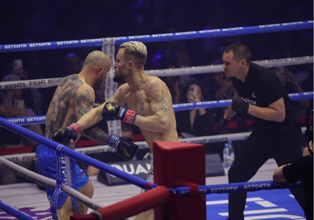 مغن راب يسقط نجم المنتخب الروسي السابق بالضربة القاضية!