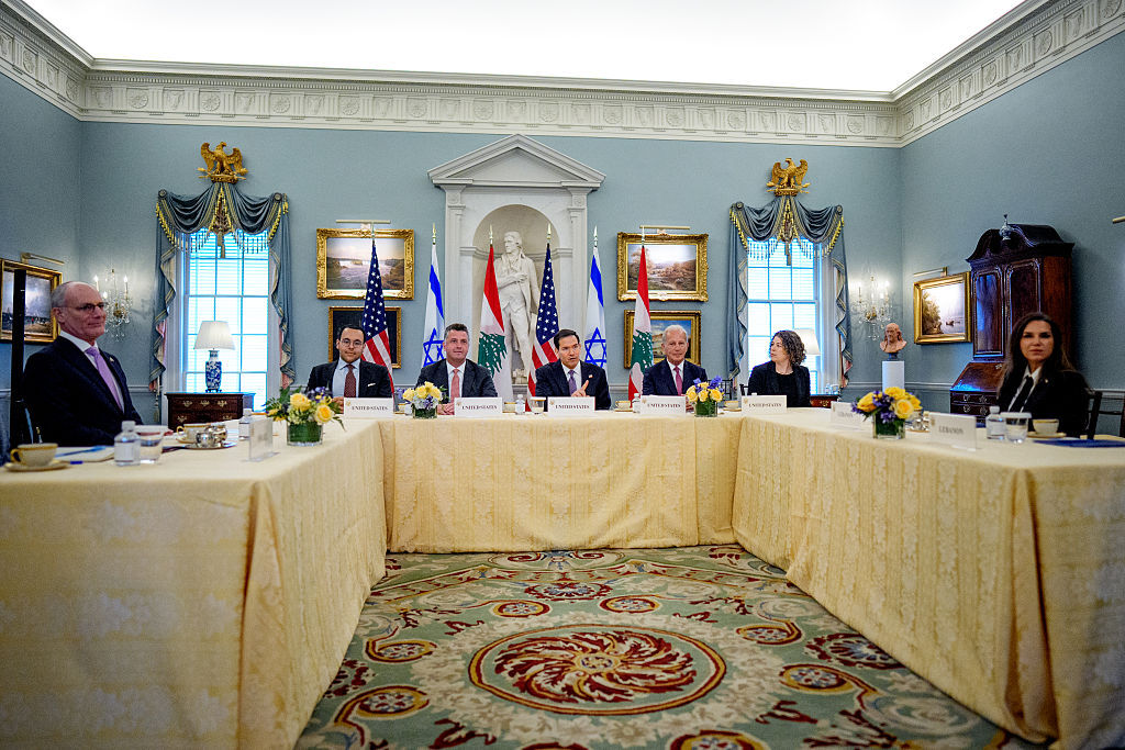 تقرير: فجوة في المواقف بين واشنطن وبيروت في مفاوضات واشنطن